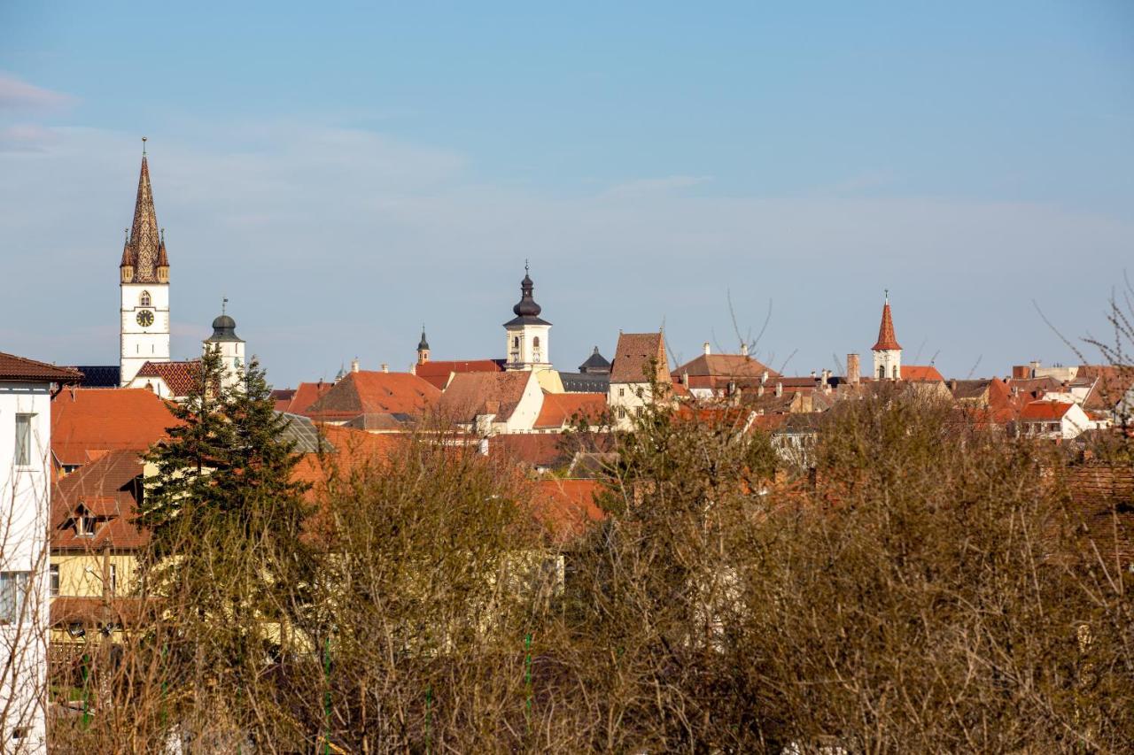 The Views Lejlighed Sibiu Eksteriør billede